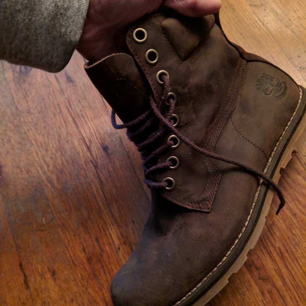 TIMBERLAND BOOTS